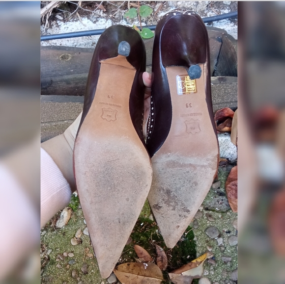 Designer Magrit Real Leather Court Heeled Shoes - Picture 6 of 14